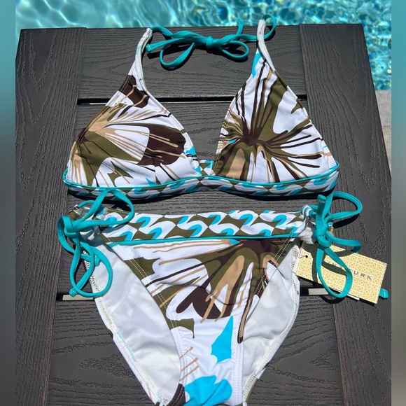 NWT Trina Turk printed string bikini separates  | Removable padding top size M - Picture 2 of 12